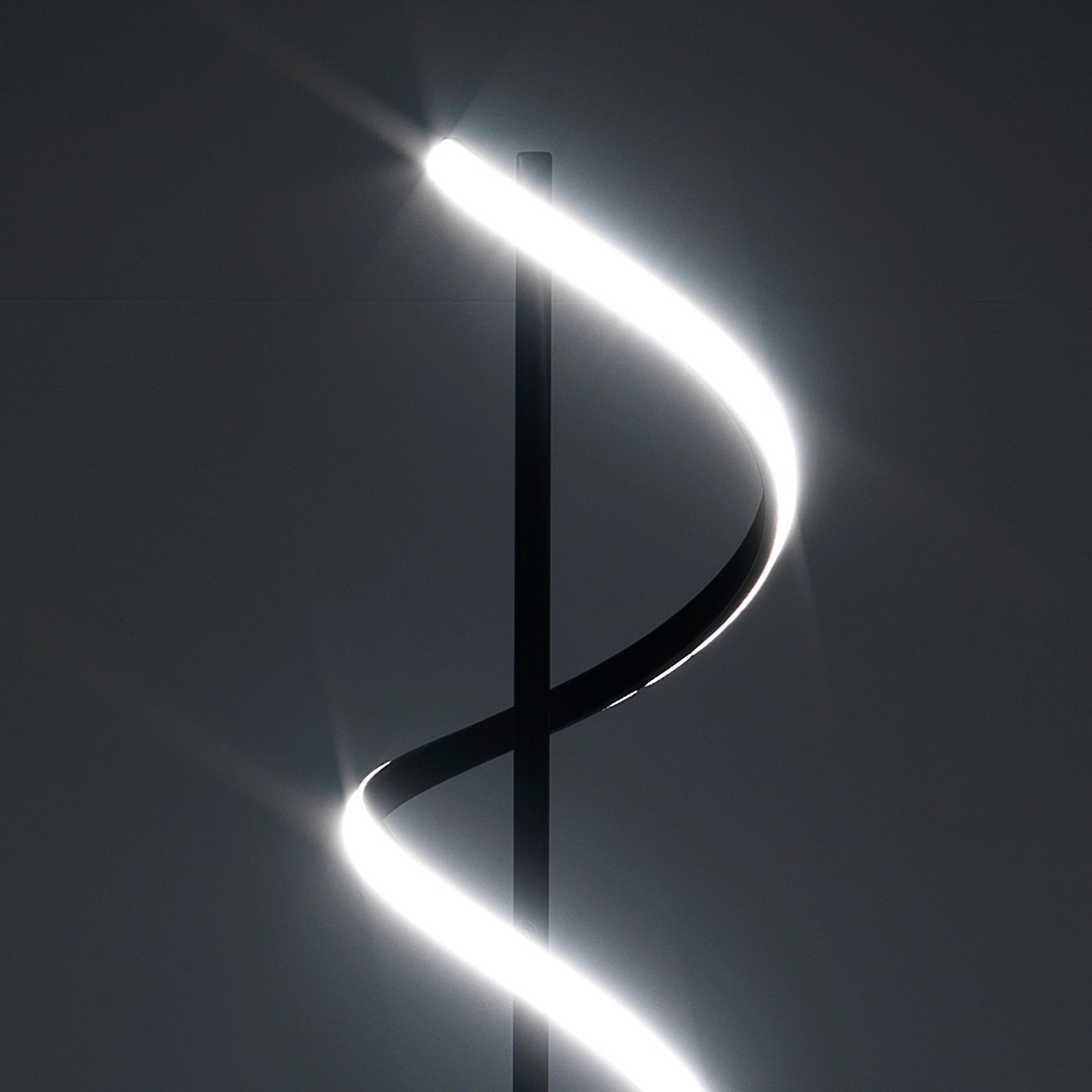 Lampada da terra a led HELIX in allumino Nero opaco policarbonato Bianco opaco cm H157 D20 lumen 2898