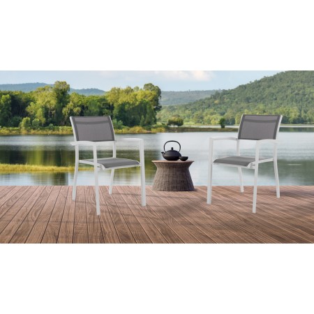 Sedia con Braccioli Interno e Esterno Varadero in Alluminio Bianco Opaco e Tessuto Grigio, 56x62xh86 cm