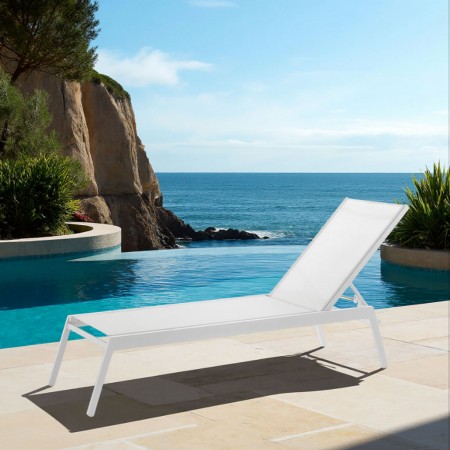 Lettino Honolulu White in Alluminio Bianco Opaco e Tessuto Textilene Bianco, 56x200xh35 cm