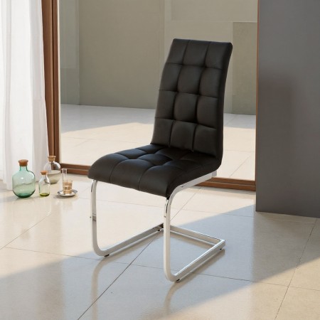 Sedia Kelly Black in Pelle Sintetica Nera e Metallo Cromato, 44x58xh98 cm