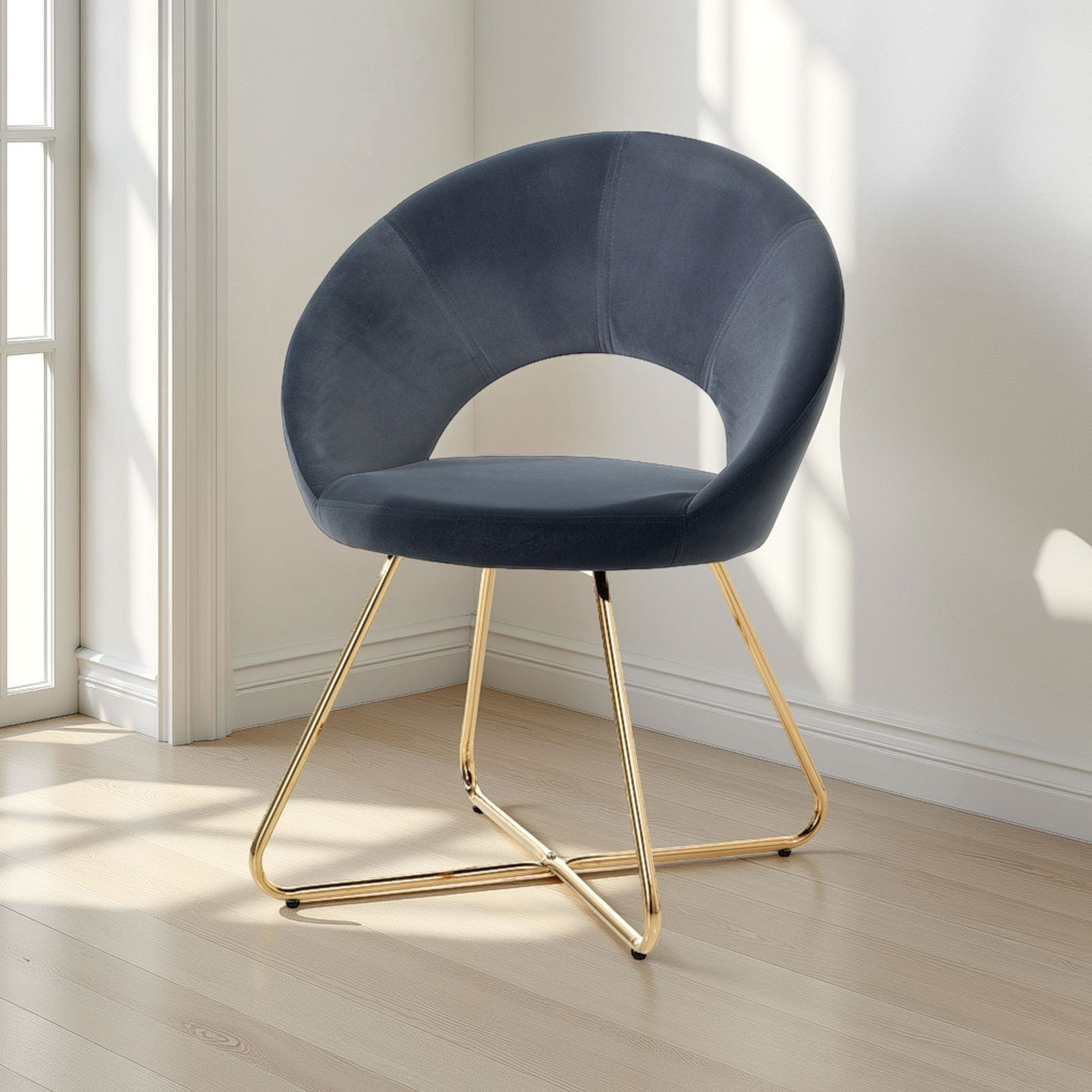 Sedia / Poltrona imbottita Edda Grey in microfibra effetto velluto Grigia e metallo Oro lucido, 64x56xh82 cm