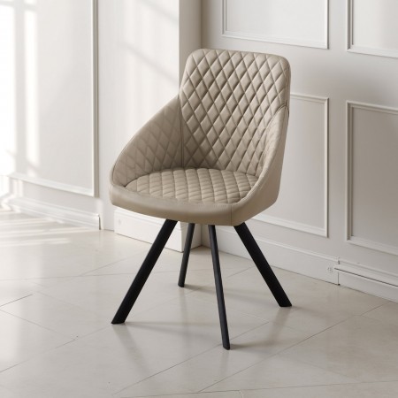 Sedia Imbottita Laiala Taupe in pelle sintetica Tortora e metallo nero opaco, 55x55xh87 cm