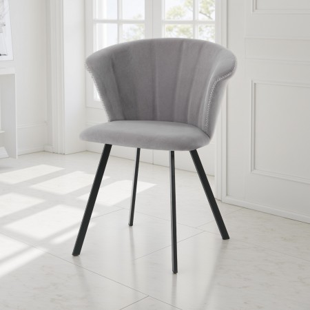 Sedia imbottita Aida Grey in microfibra effetto velluto Grigia e metallo Nero opaco, 62x56xh79 cm