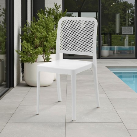 Sedia Interno Esterno Rakele White Polip. colore Bianco Impilabile Resistente Agenti e Raggi UV, H.86 L.43 P.50 cm
