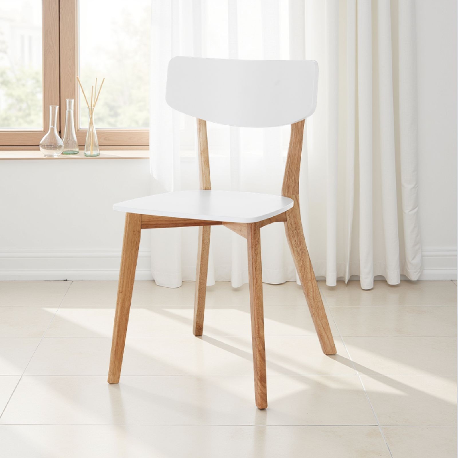 Set 2 Sedie Margaret White / Wood in legno massello laccato Bianco opaco e tinto Rovere, 40x43xh79 cm