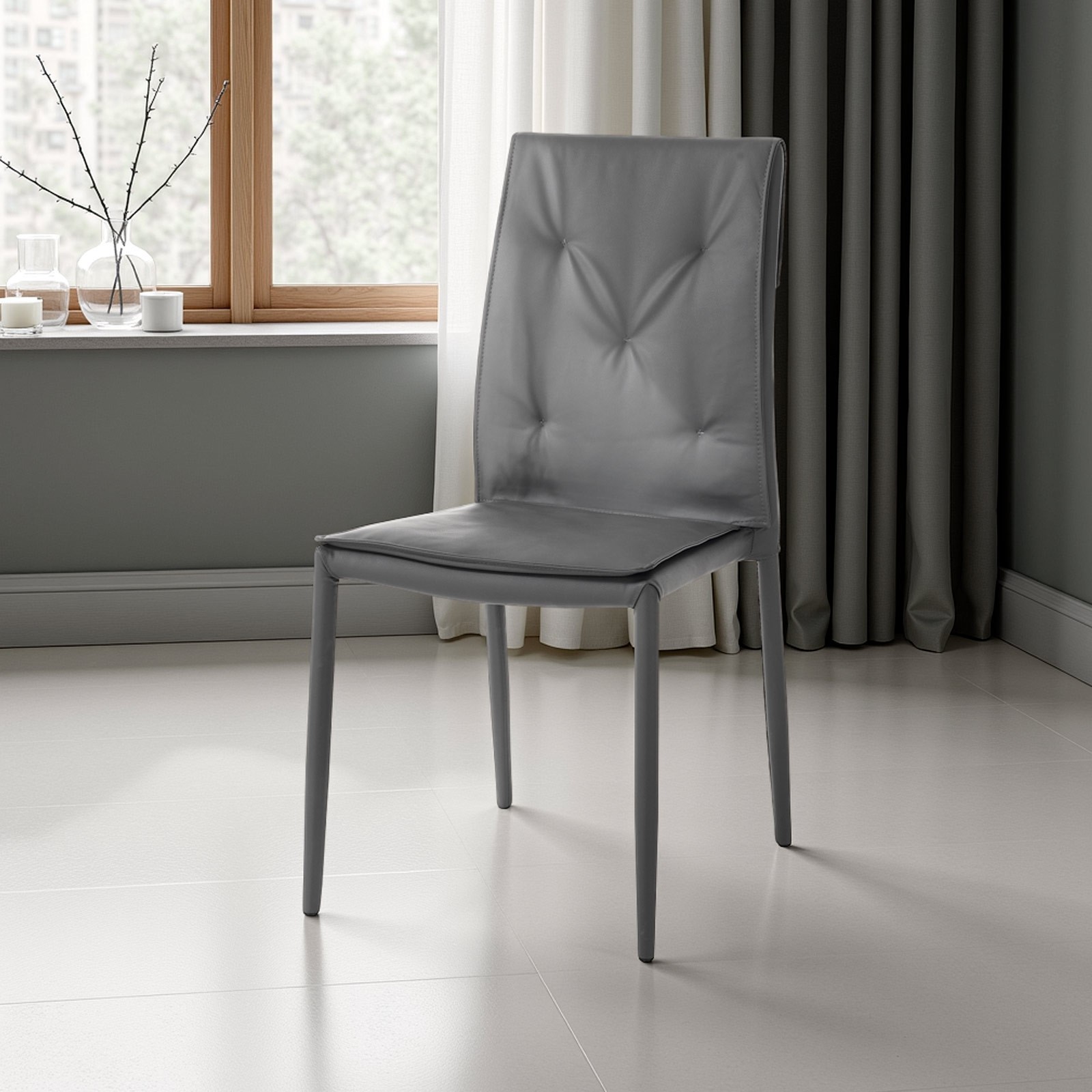 Sedia Anja Grey in pelle sintetica Grigia struttura acciaio, impilabile, 44x51xh91 cm