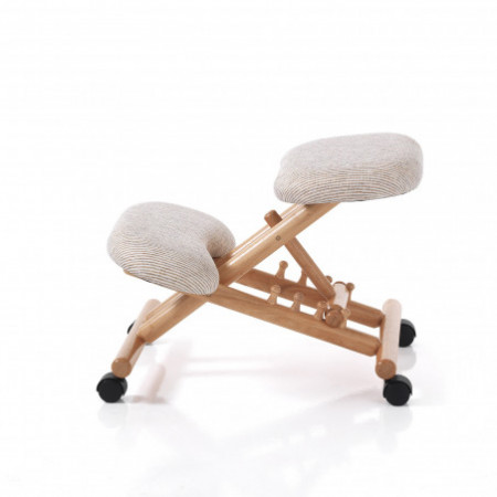 Sgabello Ergonomico Claudia regolabile con ruote legno massello finitura Rovere tessuto Beige, 42.5x56-64xh50-66 cm