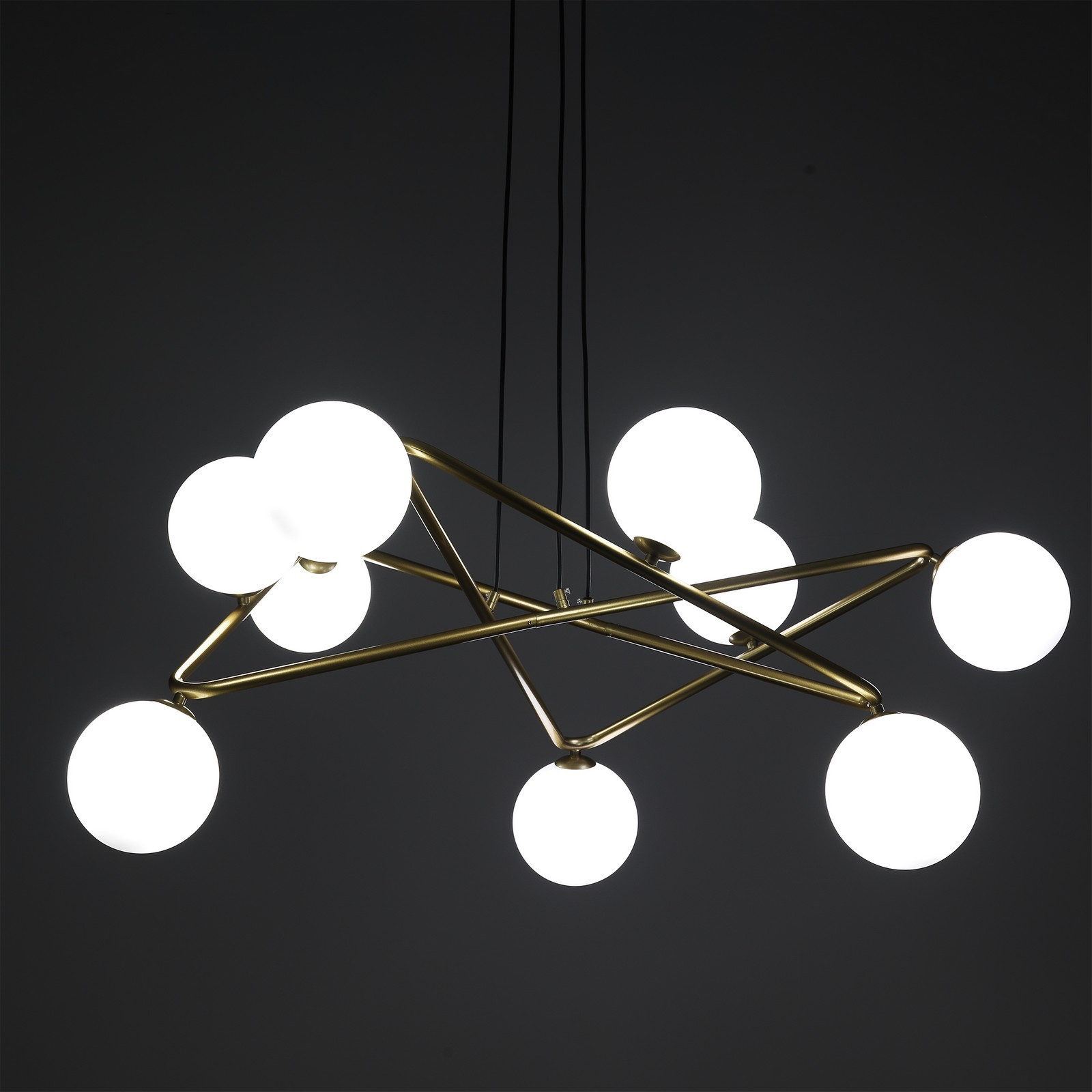 Lampadario Ross in Metallo verniciato Ottone opaco e sfere in Vetro Bianco opaco con cavo regolabile, 110x110 h43 cm