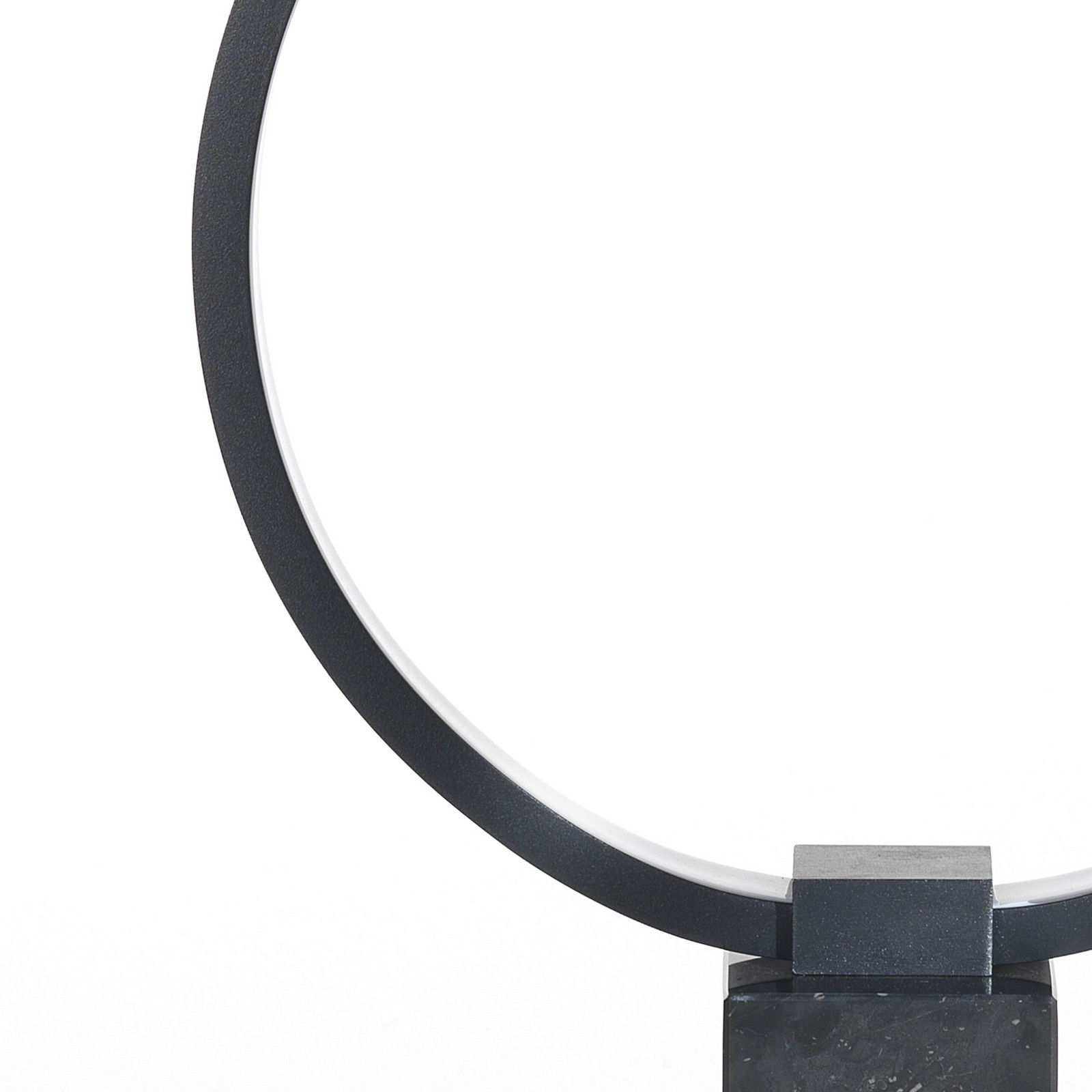 Lampada da Tavolo LED Holes in Metallo verniciato Nero opaco con base in Marmo Nero, 30x7 h37 cm