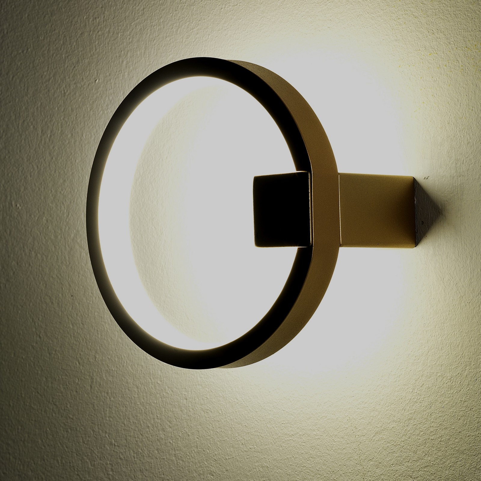 Applique LED Holes Gold in Alluminio colore Oro satinato, d15x7.5 cm