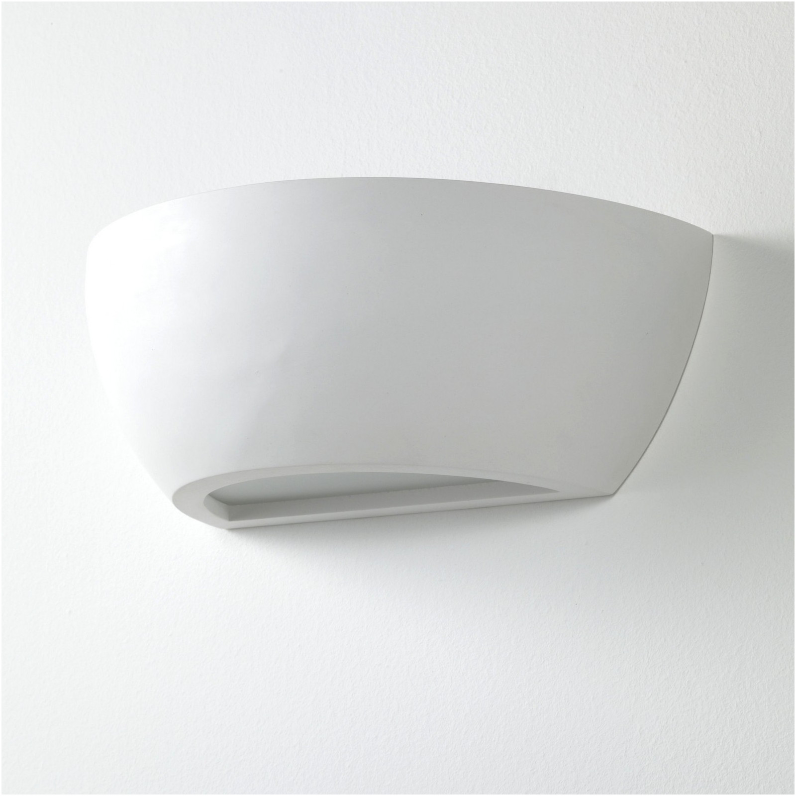Applique realizzata in ceramica Bianca cm. L31