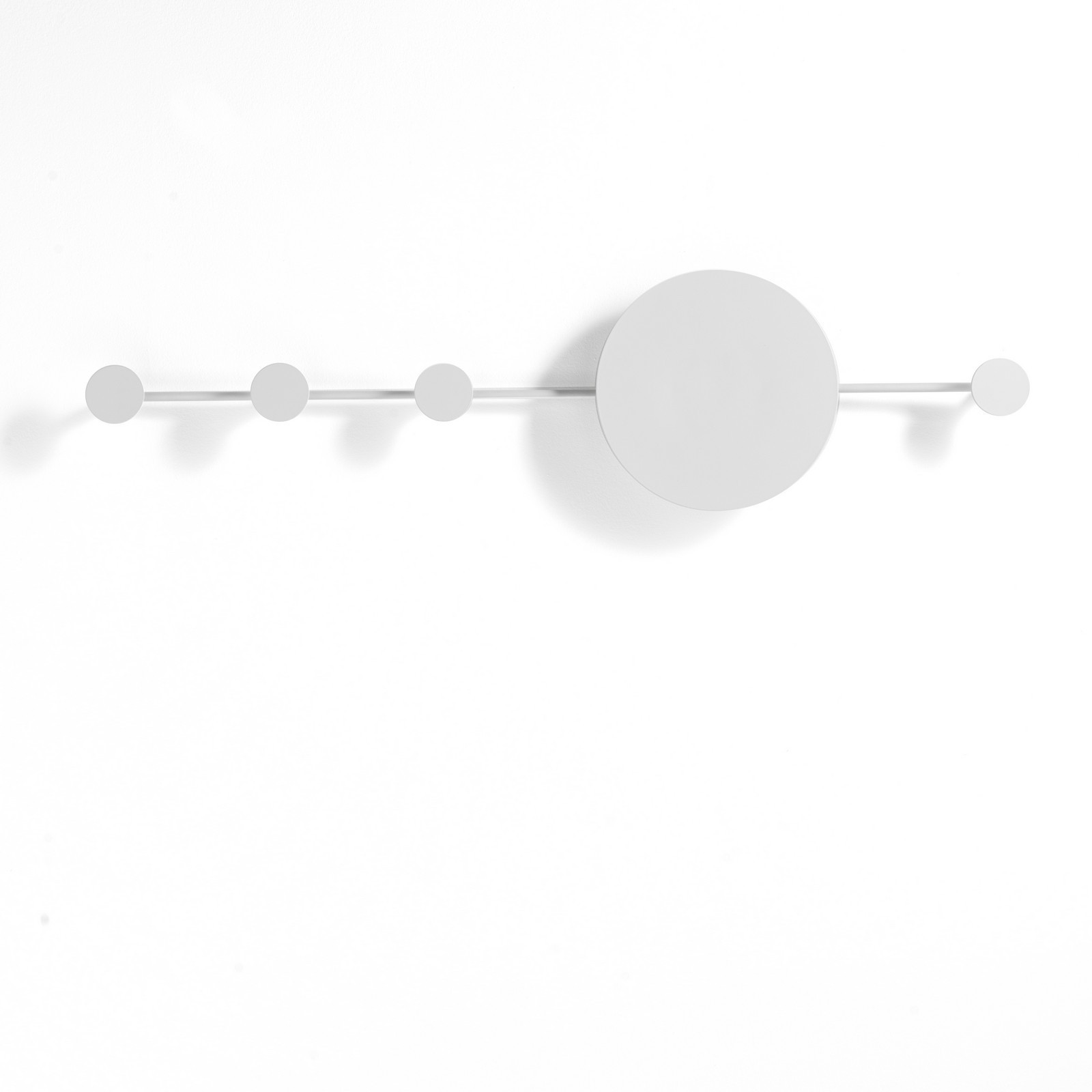 Applique LED / Appendiabiti Nas in Acciaio di Bianco opaco, 97x25 cm