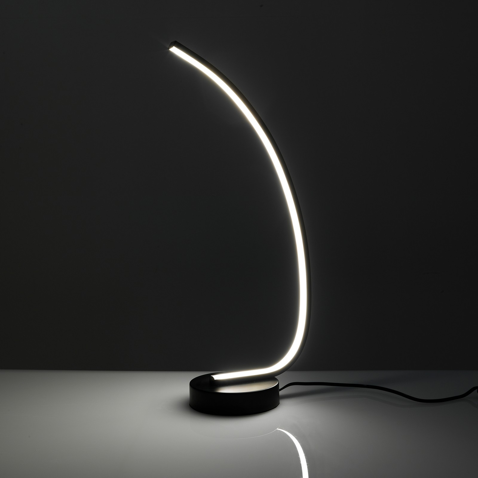 Lampada da Tavolo Slim in Alluminio verniciato Nero opaco, 15x28 h58 cm