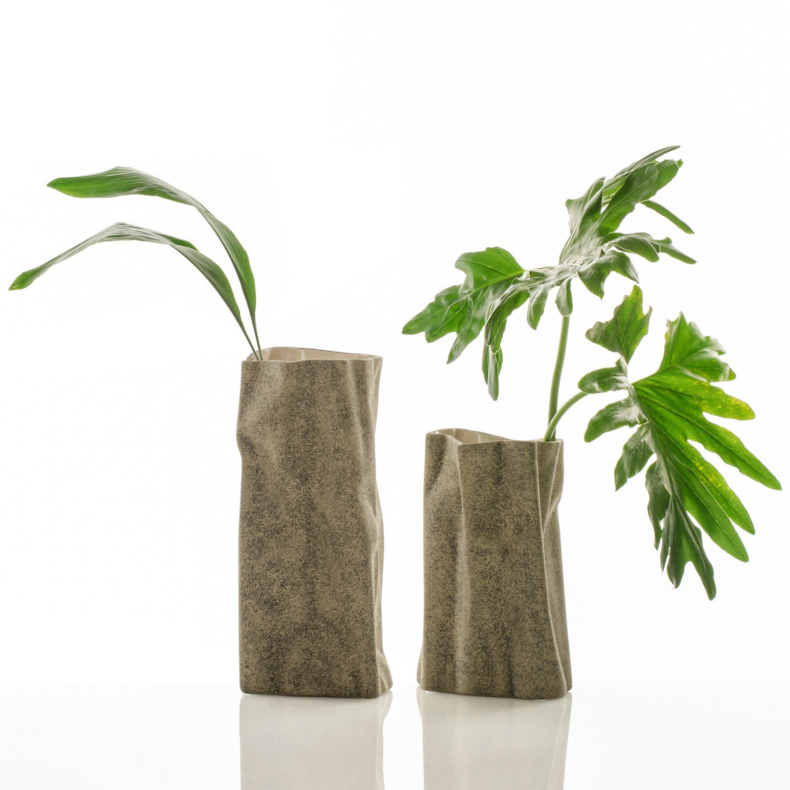 Vaso SAVIOLI-A in ceramica effetto pietra colore sabbia, 14x14x26 cm