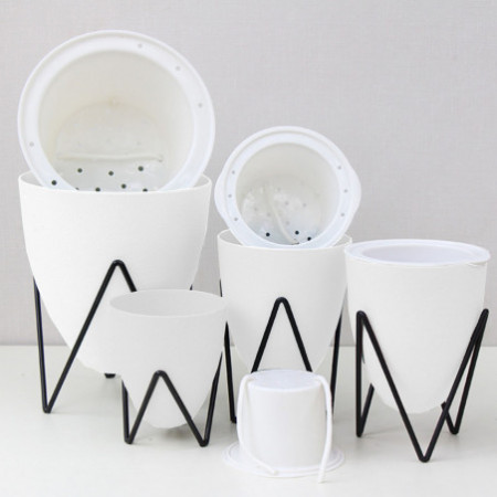 Vaso Autoinnaffiante per Esterno e Interno Ninfa Medium Bianco Opaco e Acciaio Nero Opaco, d13.8xh18 cm